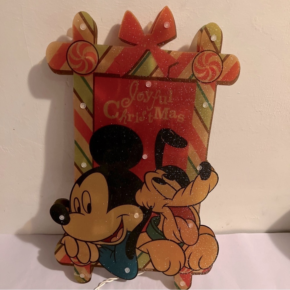 Christmas Mickey Mouse & Pluto Light Up Display  15” Window Decor Vintage